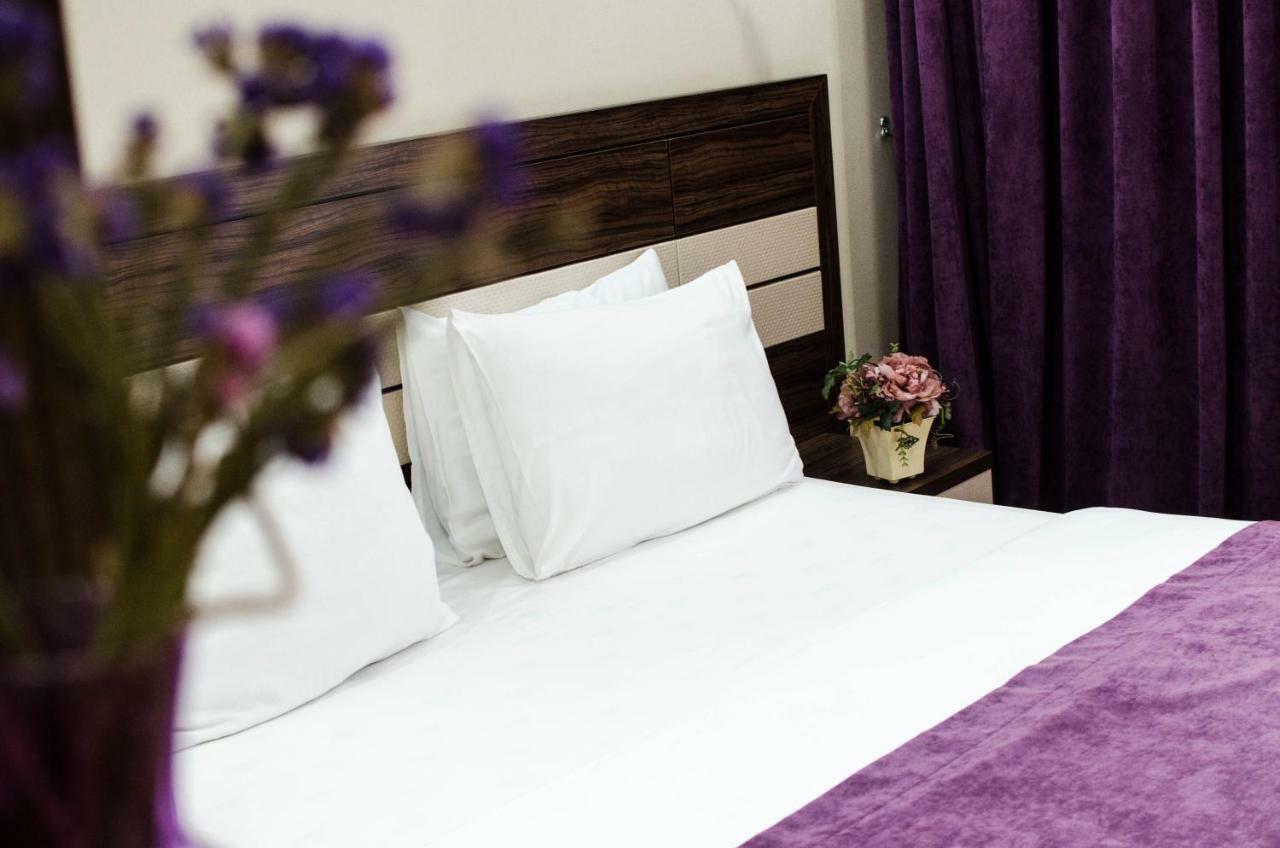 Hotel Luxury House Szymkent Zewnętrze zdjęcie
